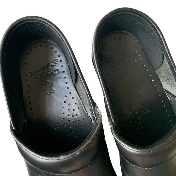 Dansko Professional Nurse Black Cabrio Leather Clogs - Picture 4 of 7